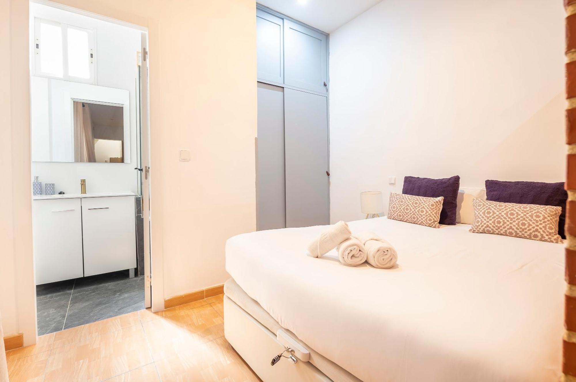 Apartamento Precioso Estudio En El Retiro By Bebalmy *